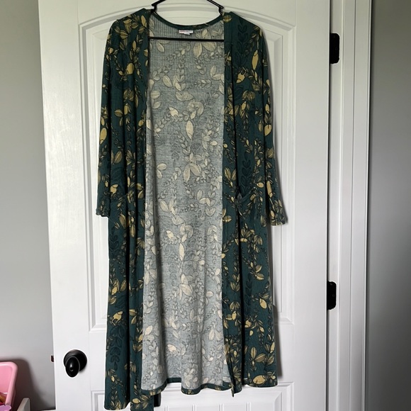 LulaRoe Sarah Long Open Floral Cardigan - Picture 7 of 9